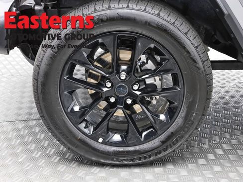 Used 2025 Jeep Wrangler Unlimited Sahara AWD/4WD image 29