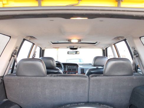 Used 1998 Jeep Grand Cherokee Laredo image 26