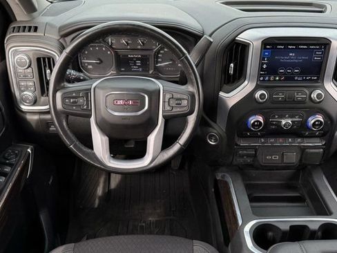 Used 2022 GMC Sierra 1500 Elevation w/ Preferred Package image 12