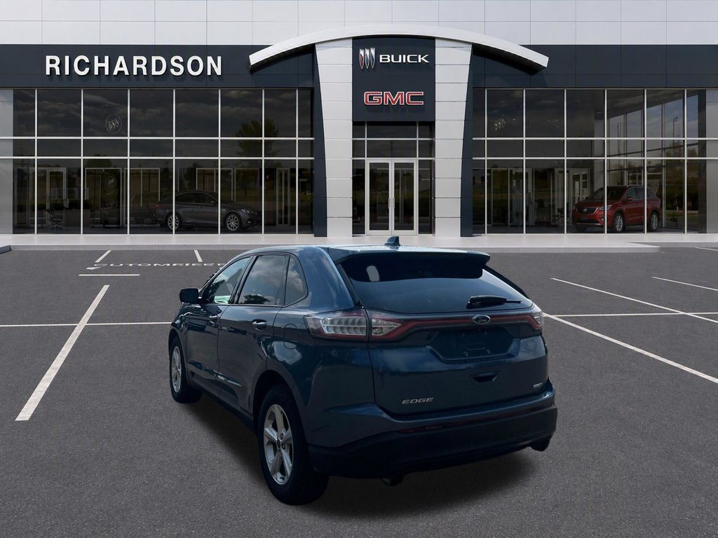 Used 2018 Ford Edge SE AWD/4WD image 3