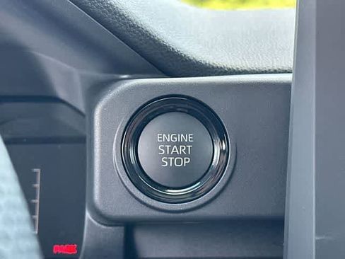 Used 2025 Toyota Tacoma SR5 RWD image 10