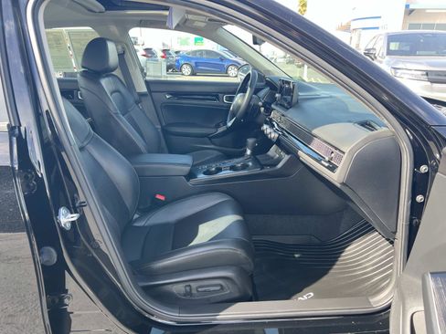 Certified 2024 Honda Civic Touring image 32