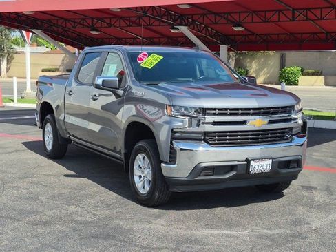 Used 2021 Chevrolet Silverado 1500 LT RWD image 3
