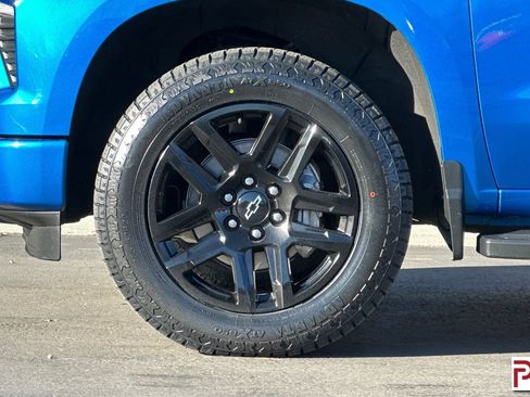 Certified 2023 Chevrolet Silverado 1500 RST w/ Z71 Off-Road Package image 31