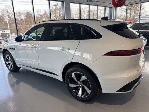 Used 2025 Jaguar F-PACE R-Dynamic S image 8