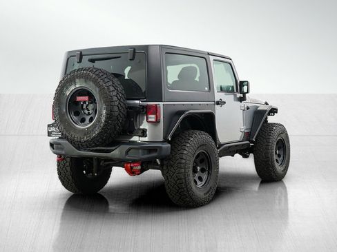 Used 2017 Jeep Wrangler Rubicon AWD/4WD image 5