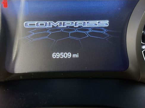 Used 2022 Jeep Compass Latitude w/ Convenience Group image 16