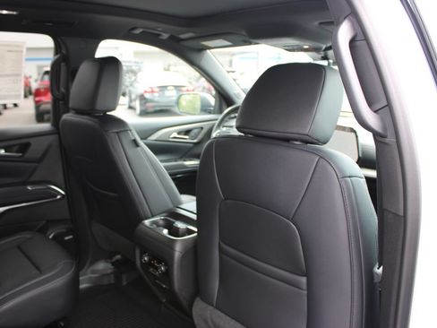 New 2026 Chevrolet Traverse LT w/ Enhanced Driving Package FWD image 33