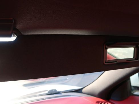 Used 2020 Jaguar F-TYPE R image 37