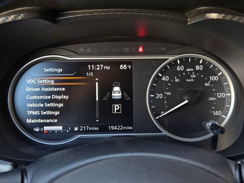 Used 2021 Nissan Versa SV FWD image 23