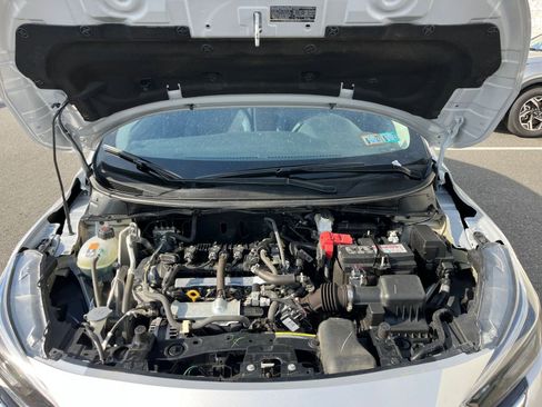Used 2025 Nissan Versa SV FWD image 30
