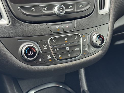 Used 2024 Chevrolet Malibu LT image 26