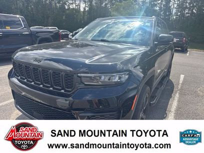 Used 2024 Jeep Grand Cherokee Altitude