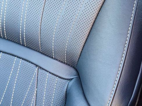 Certified 2025 Lexus LS 500 AWD w/ Luxury Package image 24
