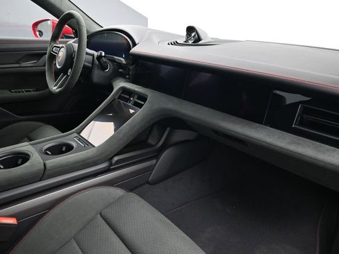 New 2026 Porsche Taycan GTS AWD/4WD image 14