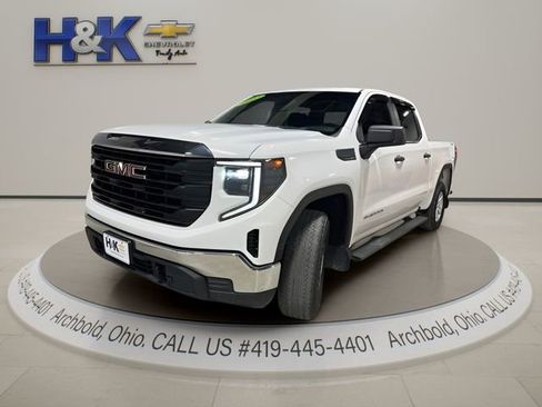 Used 2023 GMC Sierra 1500 Pro w/ Pro Value Package AWD/4WD image 3