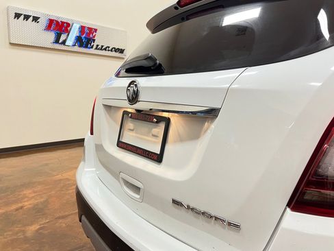 Used 2020 Buick Encore Preferred FWD image 45