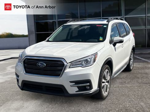 Used 2019 Subaru Ascent Limited AWD/4WD image 2