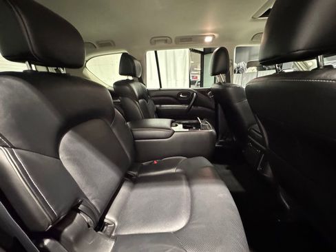 Used 2024 INFINITI QX80 Luxe image 27