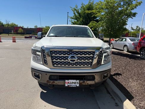 Used 2017 Nissan Titan Platinum Reserve AWD/4WD image 2