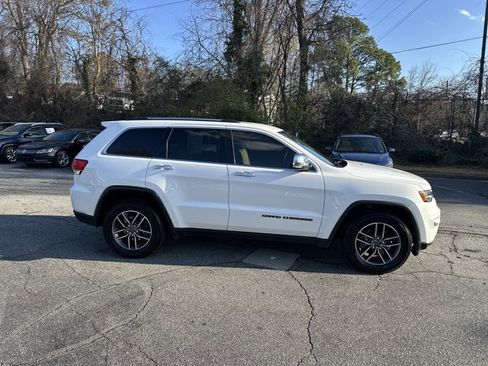 Used 2019 Jeep Grand Cherokee Limited image 5