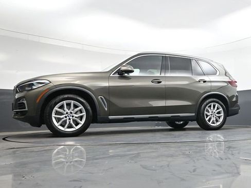 Used 2021 BMW X5 xDrive40i w/ Premium Package AWD/4WD image 34