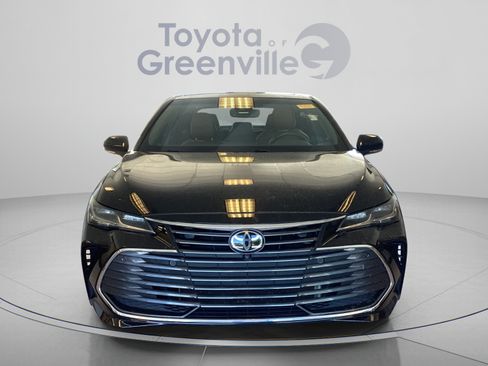 Certified 2022 Toyota Avalon Limited w/ Advanced Safety Package FWD image 9