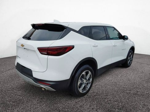Used 2025 Chevrolet Blazer LT AWD/4WD image 7