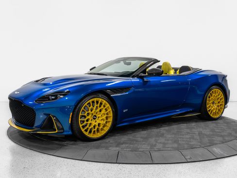 Used 2023 Aston Martin DBS Coupe RWD image 61
