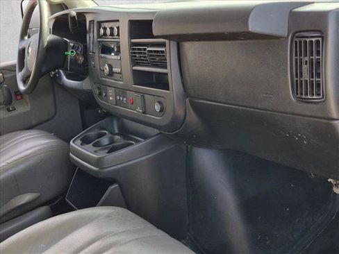 Used 2020 Chevrolet Express 2500 Extended w/ Driver Convenience Package RWD image 20