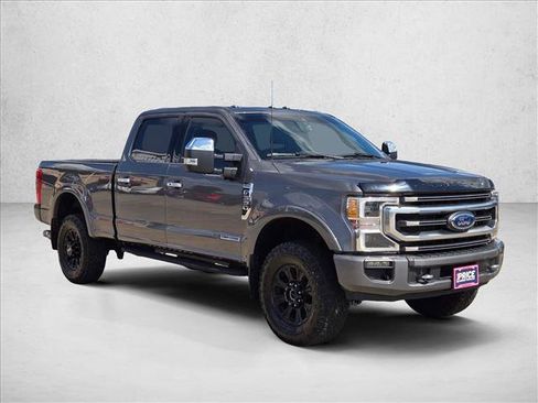 Used 2022 Ford F350 Platinum w/ Tremor Off-Road Package AWD/4WD image 3
