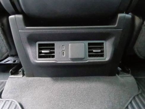 Used 2024 Chevrolet Silverado 3500 LT w/ Convenience Package image 30