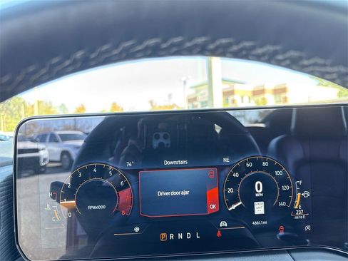 Used 2025 Ford Mustang Premium image 18