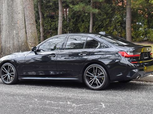 Used 2021 BMW 330i w/ M Sport Package image 5