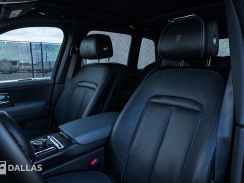 Used 2020 Rolls-Royce Cullinan AWD/4WD image 22