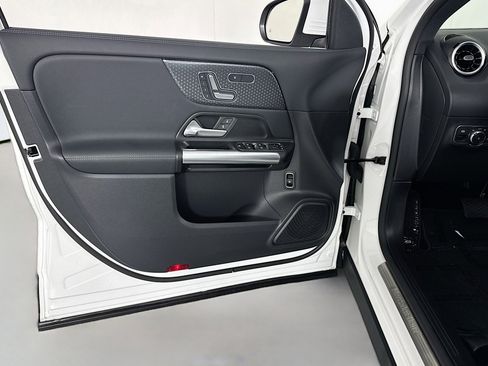 Certified 2026 Mercedes-Benz GLA 250 4MATIC image 21