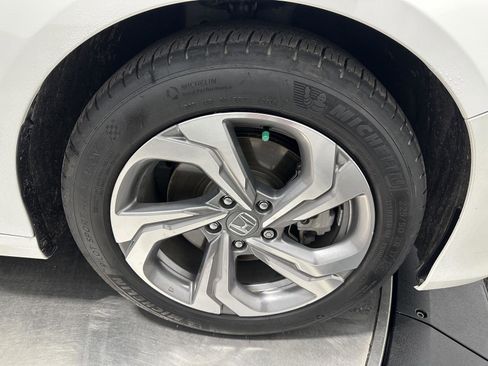 Used 2019 Honda Accord EX-L image 12
