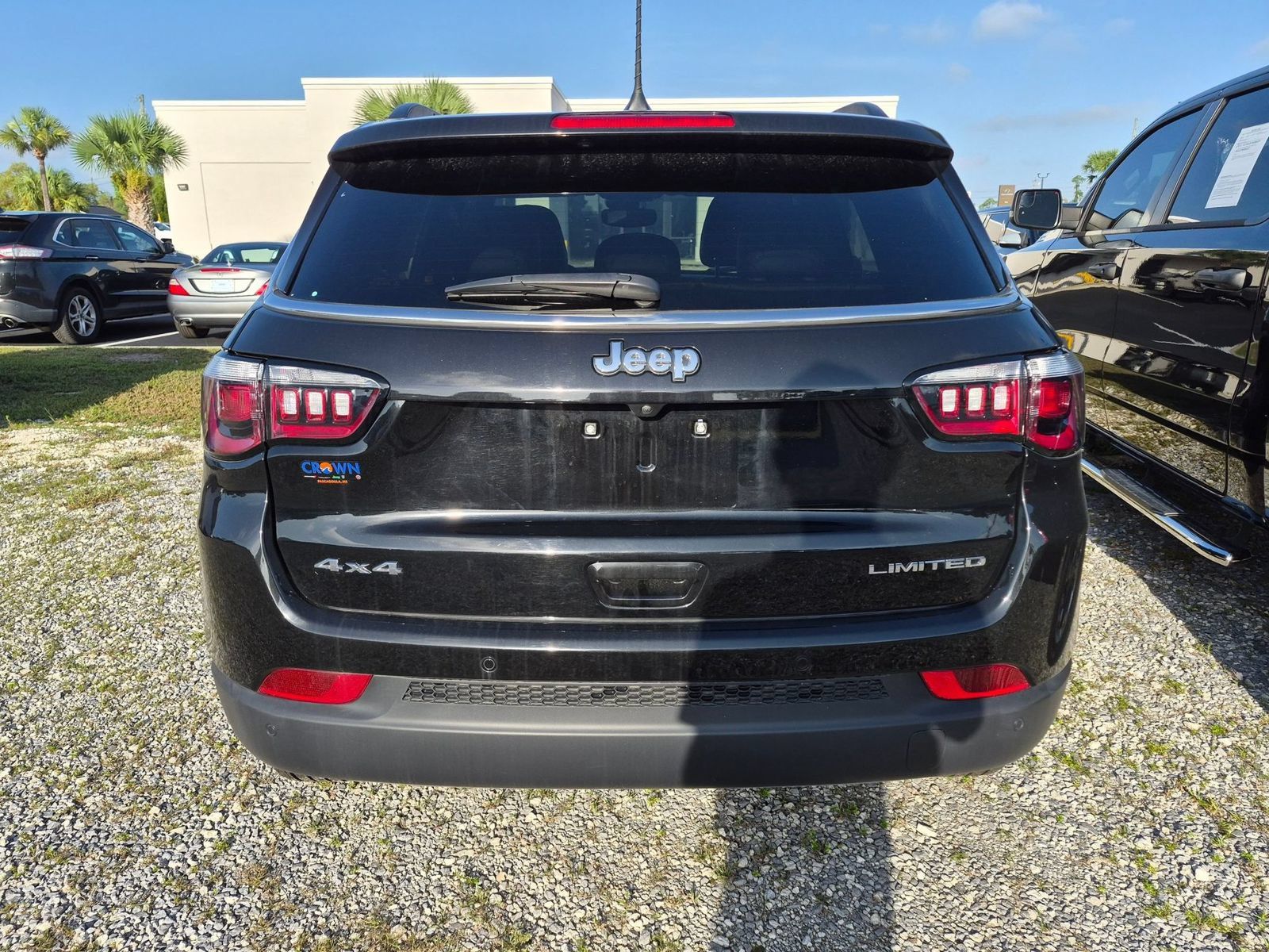 Used 2024 Jeep Compass Limited AWD/4WD image 4