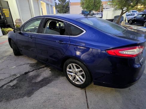 Used 2013 Ford Fusion SE FWD image 7