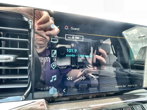 New 2025 Chevrolet Silverado 1500 ZR2 w/ Technology Package image 13