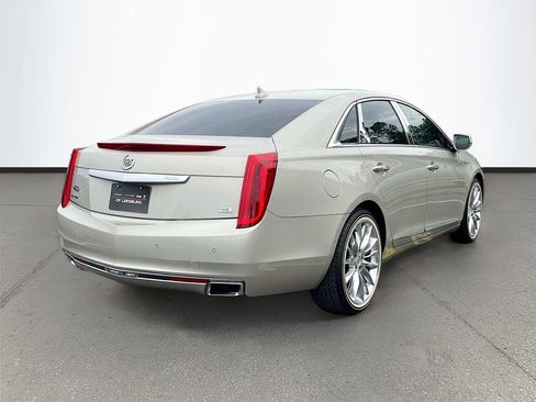 Used 2013 Cadillac XTS Platinum FWD image 7