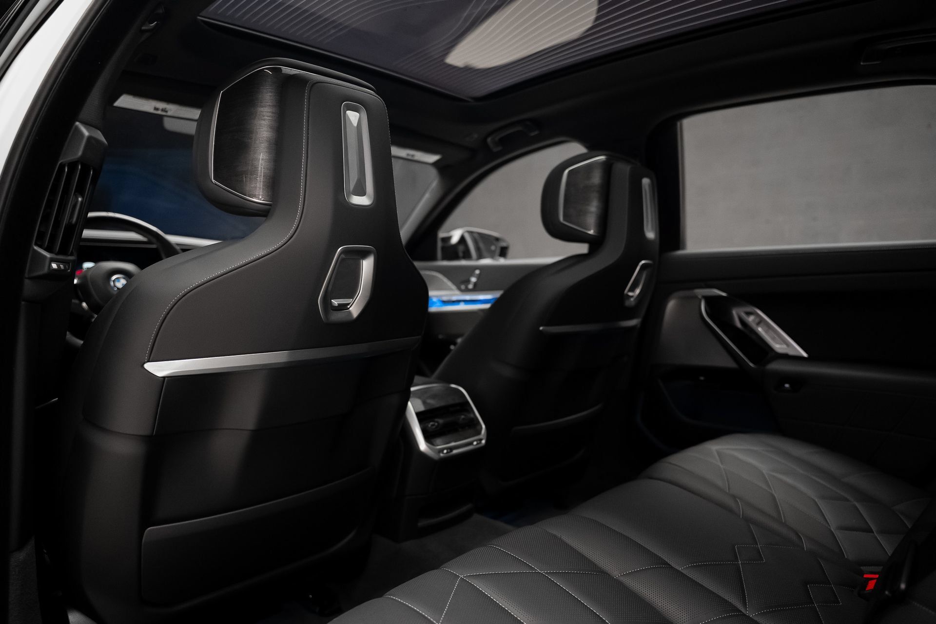Used 2024 BMW i7 M70 AWD/4WD image 69