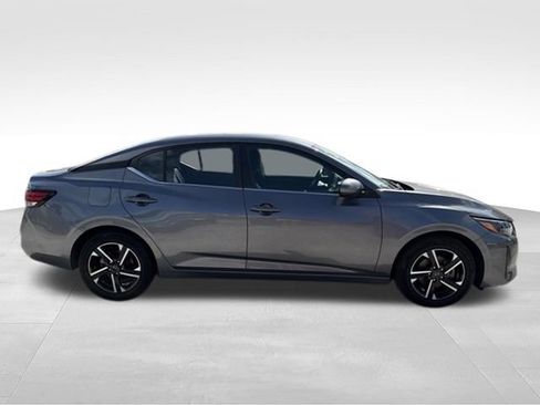 Used 2024 Nissan Sentra SV FWD image 36
