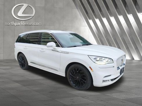 Used 2021 Lincoln Aviator Reserve w/ Equipment Group 208A RWD image 5
