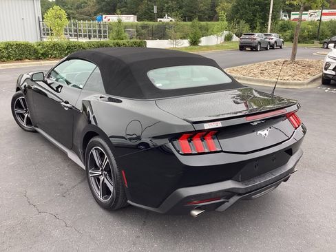 Used 2024 Ford Mustang Premium image 8