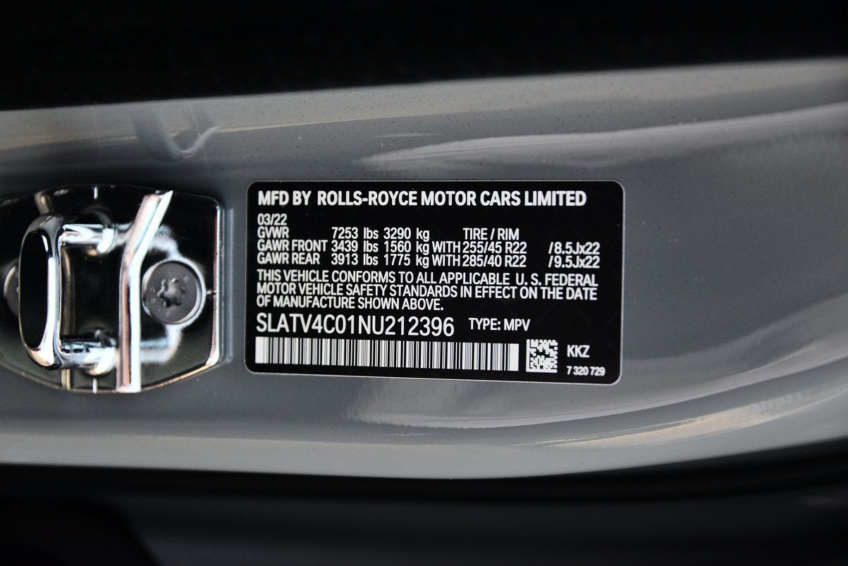 Certified 2022 Rolls-Royce Cullinan w/ Technology Package AWD/4WD image 24