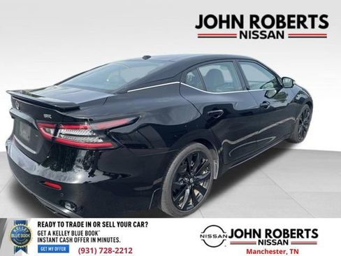 Used 2023 Nissan Maxima SR w/ Sport Mat Group FWD image 7