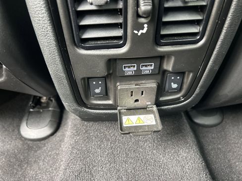 Used 2024 Dodge Durango GT image 23