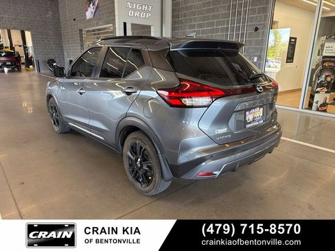 Used 2022 Nissan Kicks SR w/ Premium Package FWD image 3