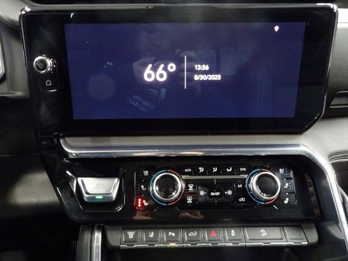 Used 2024 GMC Sierra 2500 Denali w/ Max Trailering Package image 13